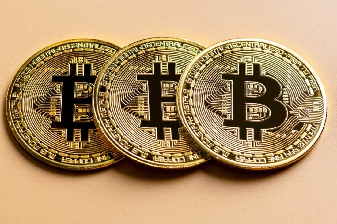 Spot bitcoin ETFs