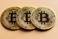 Spot bitcoin ETFs
